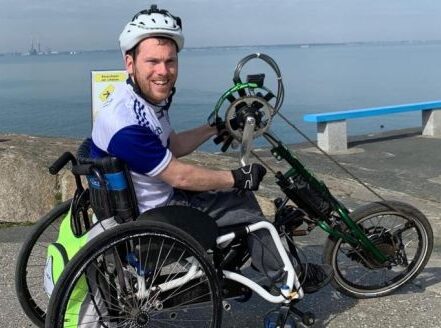 Ellis Palmer Babe (2022) reports on handcycle tour of Ireland’s east coast